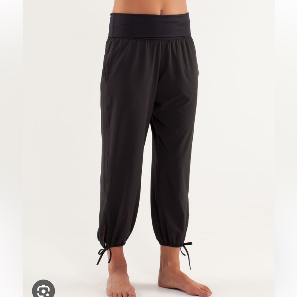 Lululemon Om-style pant
